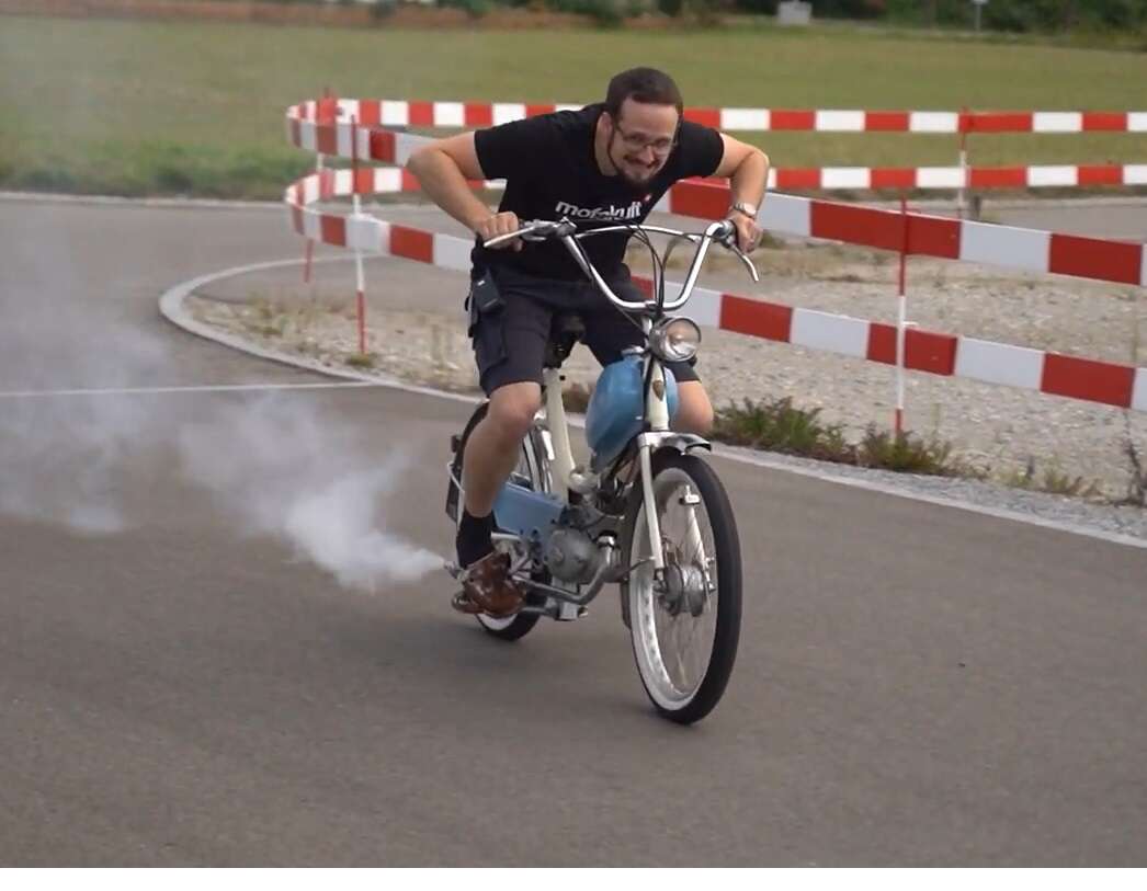 Ein zu geringes Kolbenspiel kann zum Kolbenklemmer führen Ein zu geringes Kolbenspiel kann zum Kolbenklemmer führen