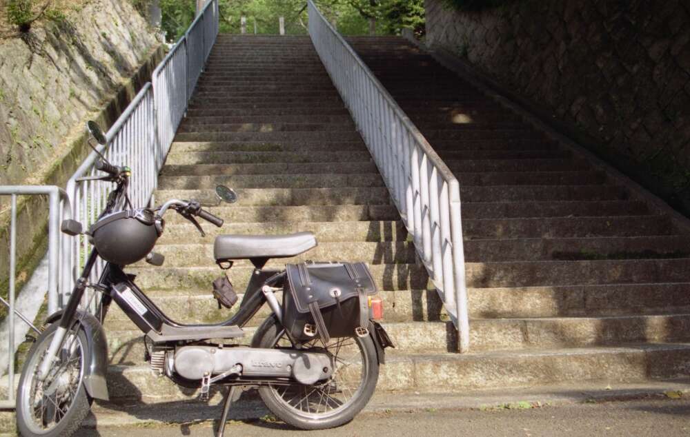 BRAVO-PV MOPED BRAVO-PV MOPED