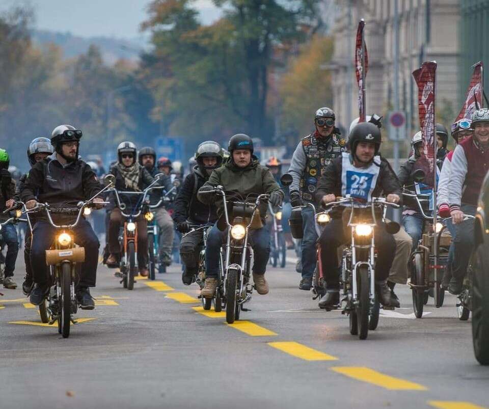 Lichter sind stets in funktionsfähigem Zustand zu halten Lichter sind stets in funktionsfähigem Zustand zu halten