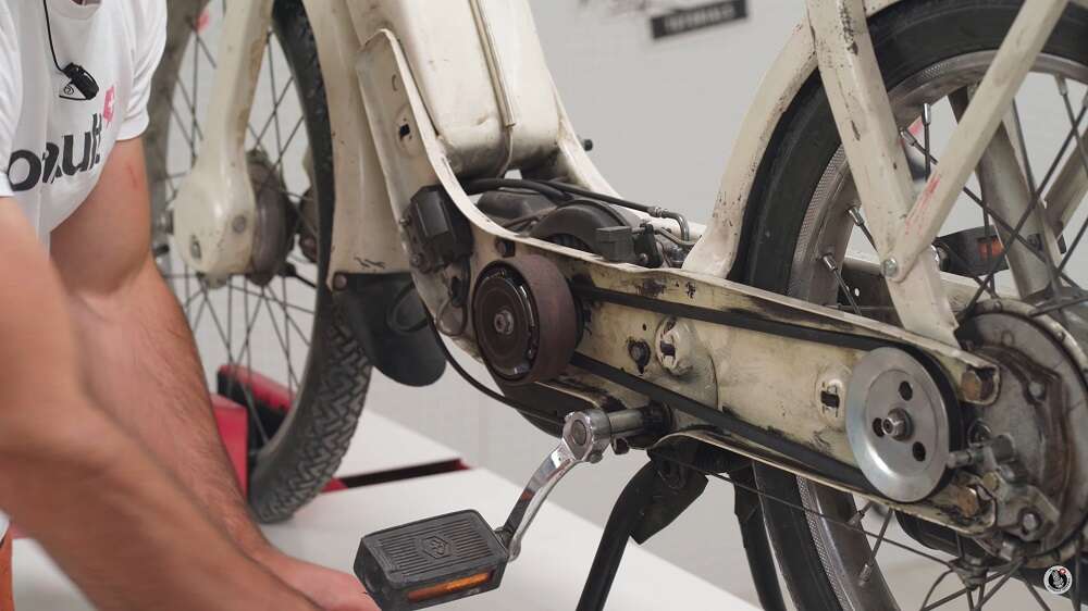 Piaggio ist die populärste Marke, die den Riemenantrieb verwendet Piaggio ist die populärste Marke, die den Riemenantrieb verwendet