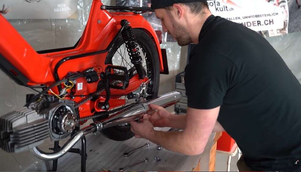 Mit einem Resonanzauspuff lässt sich etwas zusätzliche Maximalgeschwindigkeit herauskitzeln Mit einem Resonanzauspuff lässt sich etwas zusätzliche Maximalgeschwindigkeit herauskitzeln