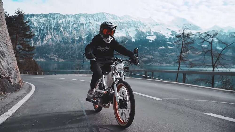 Man kennt den Sound des eigenen Töfflis - wenn sich der Sound ändert, ist Vorsicht angesagt Man kennt den Sound des eigenen Töfflis - wenn sich der Sound ändert, ist Vorsicht angesagt