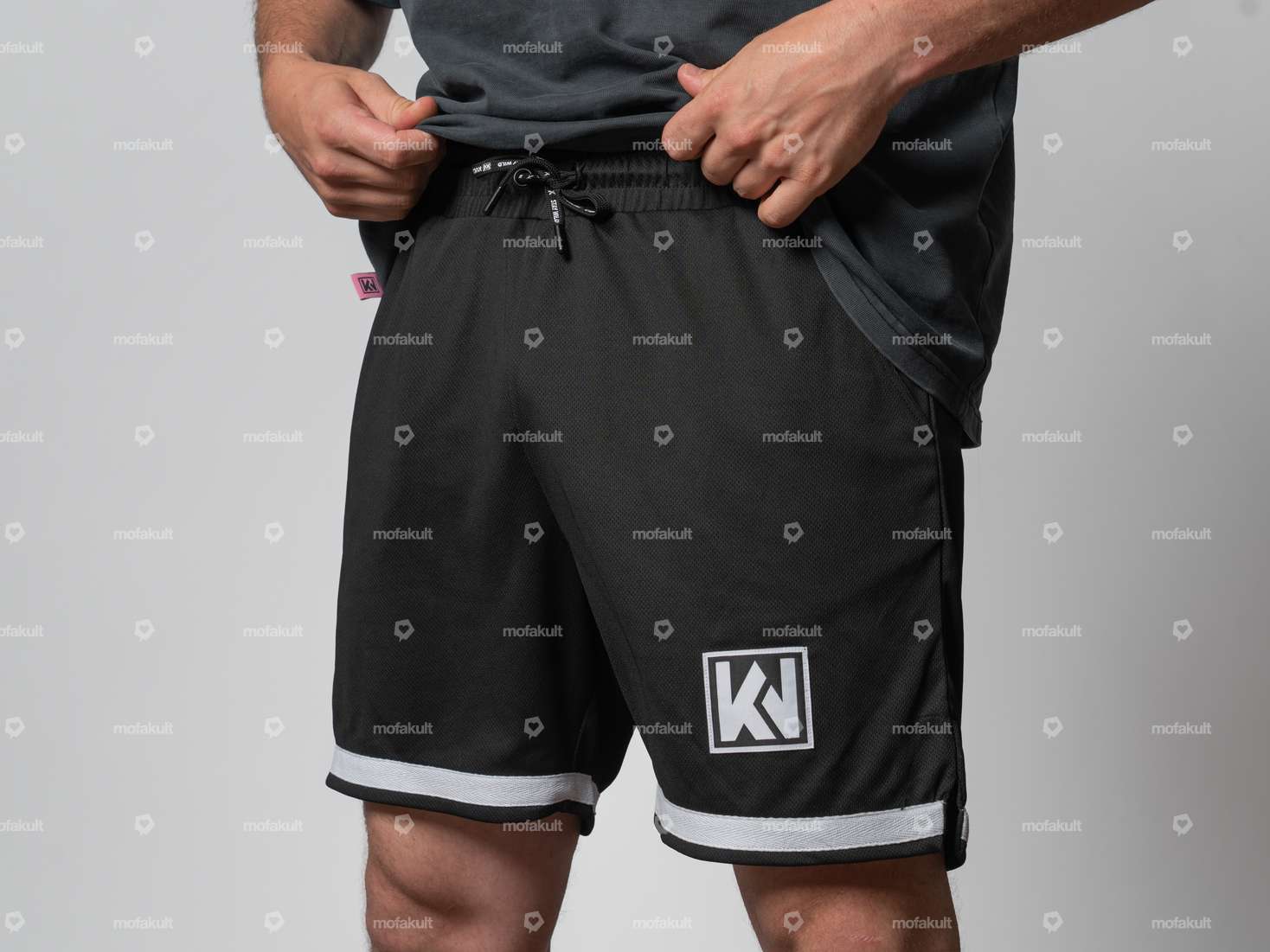 KULTWEAR Shorts «Crew» Mesh schwarz / weiss Carousel Image 1