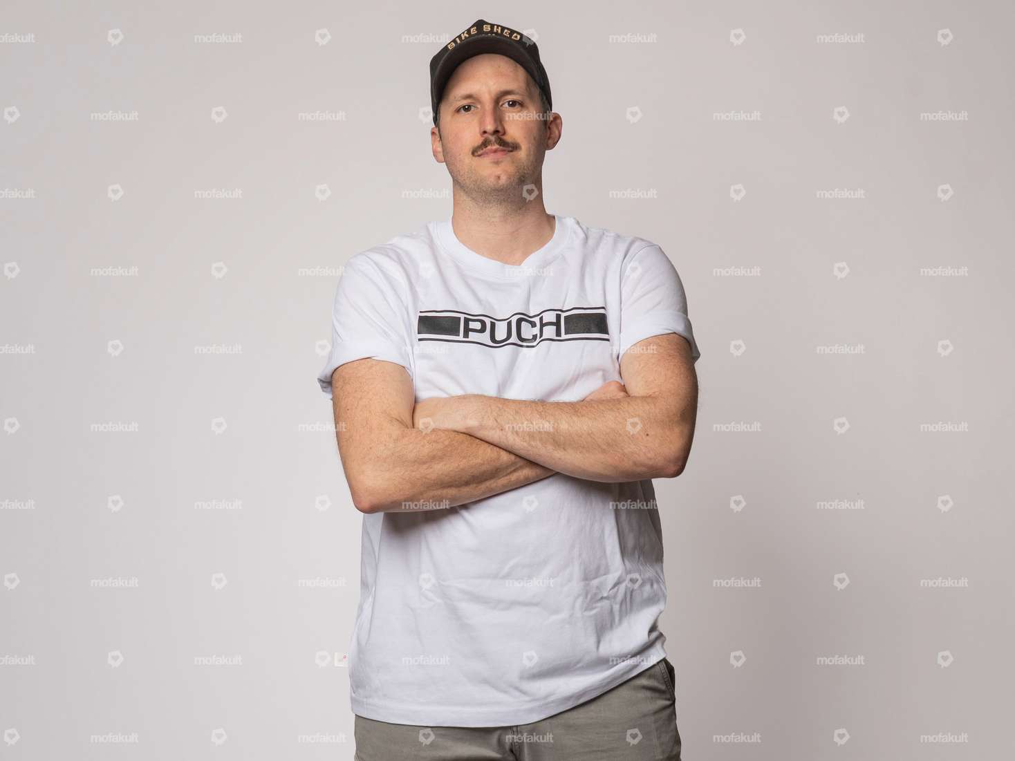 mk-Merch T-Shirt «PUCH» UNISEX weiss Carousel Image 3