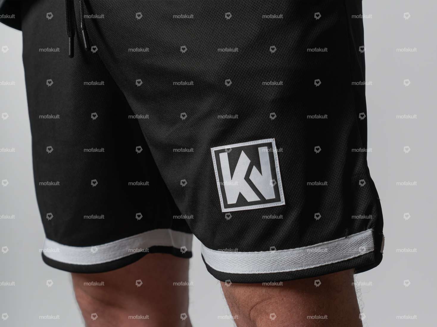 KULTWEAR Shorts «Crew» Mesh schwarz / weiss Carousel Image 3