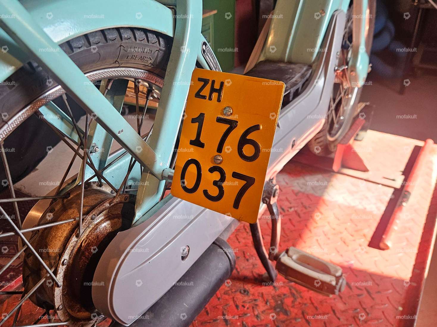 66HEROES License plate holder incl. mounting pin on the right side Inox (CH version) Carousel Image 5