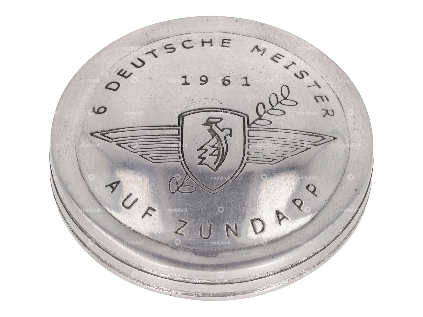 Tankdeckel «6 deutsche Meister auf Zündapp 1961» 40 mm Bajonett Carousel Image 1