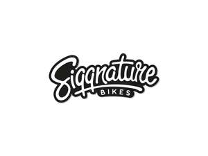 Siggnature Aufkleber «Siggnature Bikes» 70 x 30 mm schwarz Siggnature Aufkleber «Siggnature Bikes» 70 x 30 mm schwarz